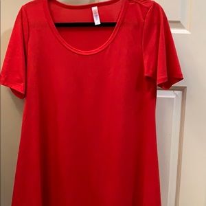 Solid red perfect t